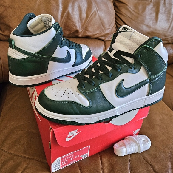 dunk high sp spartan green
